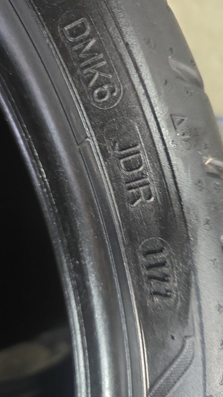 275/30R20 굿이어 어시메트릭3 런플랫 중고타이어 2개