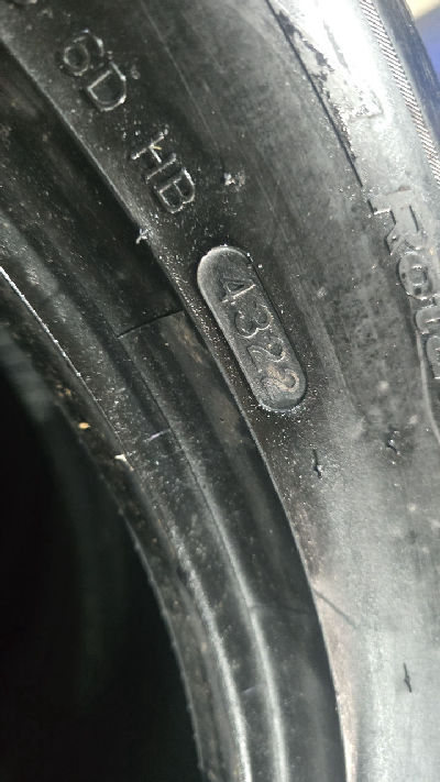 245/50R20 한국 WINTER I*CEPT EVO 3 X 윈터 중고타이어