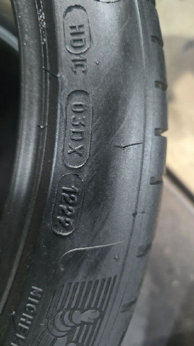 245/40R19 미쉐린 PILOT SPORT 4 중고타이어
