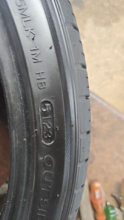 245/35R20 한국 VENTUS S1 EVO Z AS 중고타이어
