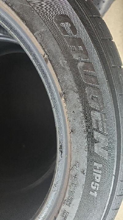 255/50R19 금호 HP51 중고타이어