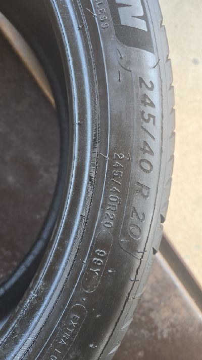 245/40R20 미쉐린 E PRIMACY 중고타이어